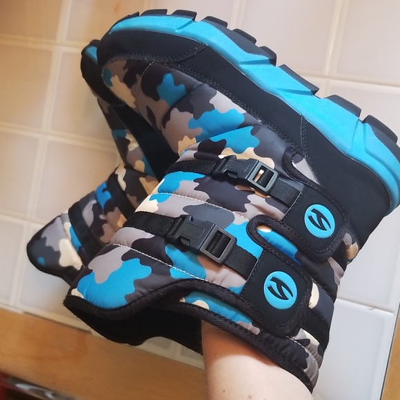 Gubarun Winter Boots Kids Size 5/6 - Picture 11 of 17